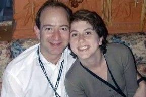 离婚后我成全球首富的女儿,逆袭人生，财富与爱的双重收获