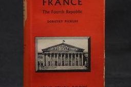 第四共和国,历史变迁与政治格局的演变